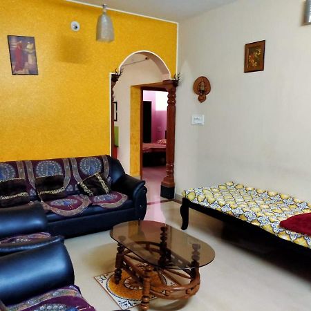 Maanyatha Home Stay Манипала Екстериор снимка