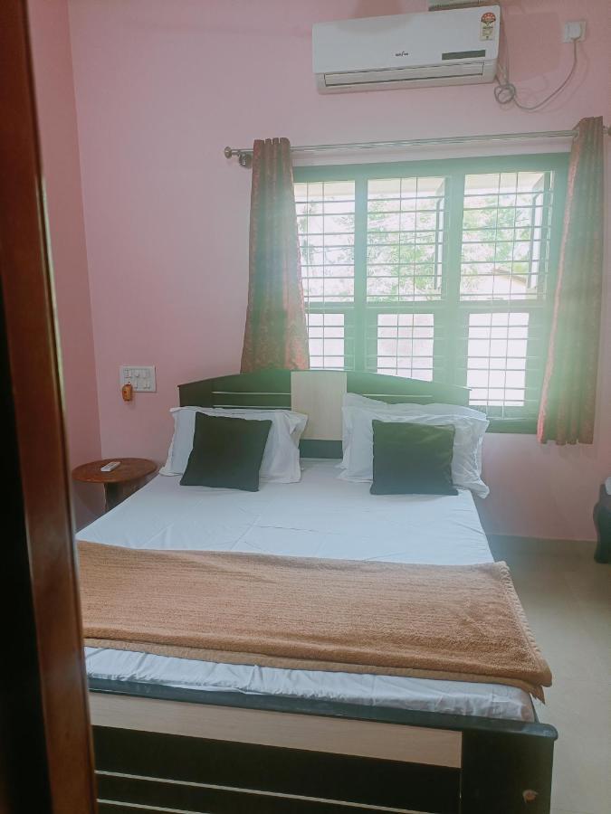 Maanyatha Home Stay Манипала Екстериор снимка